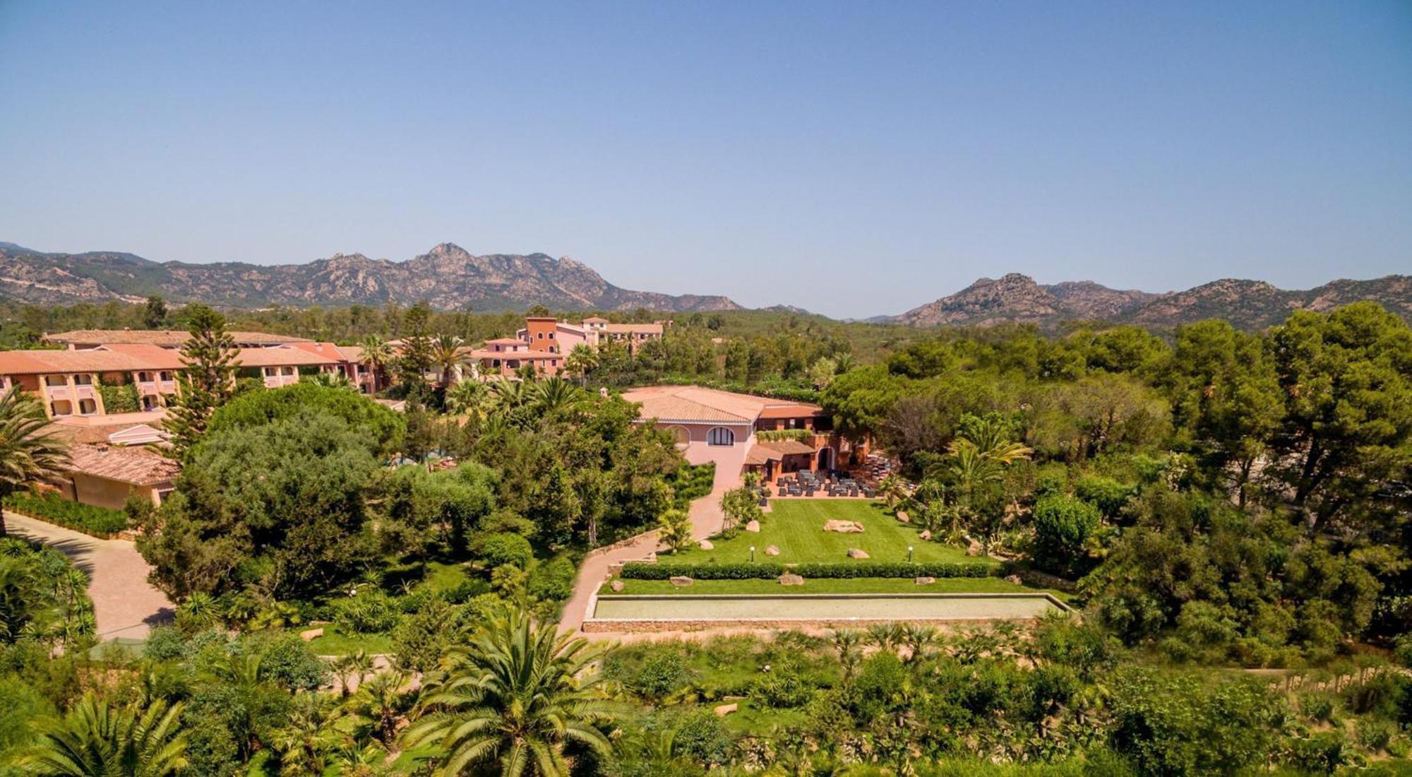 Villaggio Cala Ginepro Resort & Spa Orosei Exterior photo